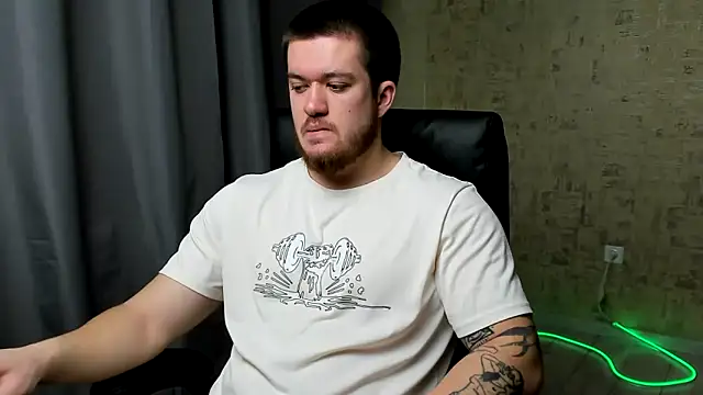 Well boy online show from February 5, 8:41 am