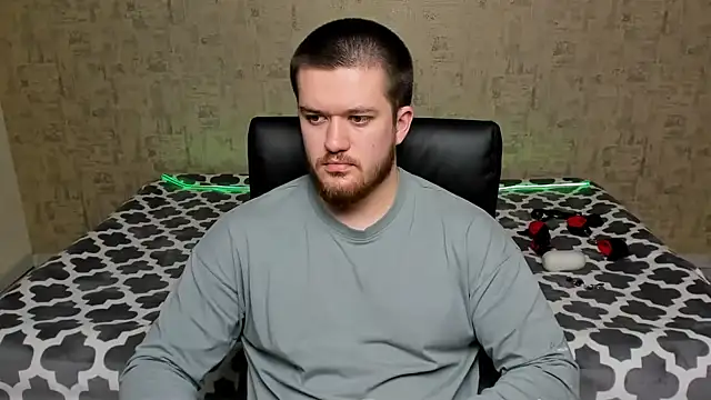 Well boy online show from April 5, 6:27 pm