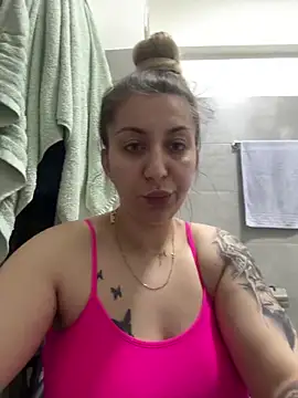 dalia0710 online show from April 13, 2:55 pm