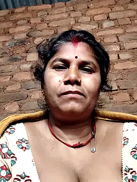 Hot di97 online show from March 8, 12:08 am