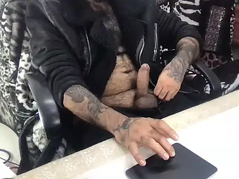 BlazeHart online show from January 11, 2:33 pm