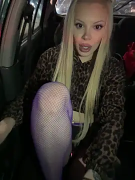 AlyssaFoxx  online show from February 4, 7:20 pm