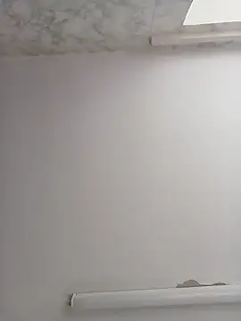 Snapshot of Hertsguy1984 chatting on January 18, 12:31 pm Hertsguy1984 online show from January 18, 12:31 pm