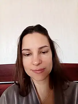 She-Moon online show from April 5, 6:54 am