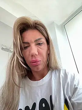 Missolevelvet online show from April 17, 8:06 am