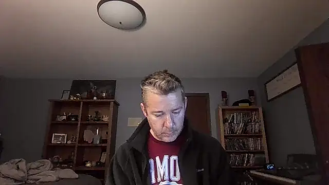 chrisw8140 online show from February 18, 2:02 pm