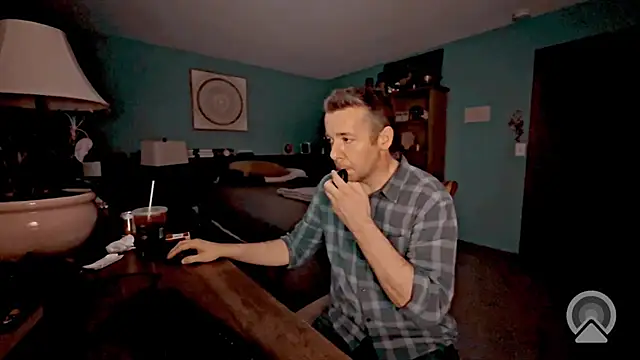 chrisw8140 online show from June 24, 5:39 am