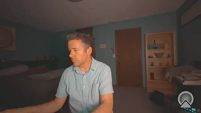 chrisw8140 online show from July 8, 5:56 am
