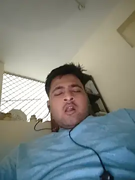 Snapshot of allumatar chatting on May 27, 2:30 am allumatar online show from May 27, 2:30 am
