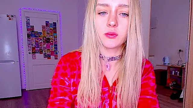 sailormoon666  online show from February 14, 4:20 am