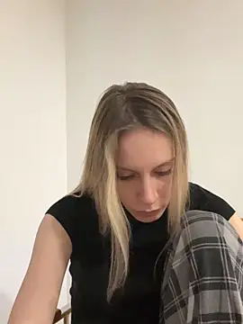 cherry25 online show from January 16, 3:38 pm