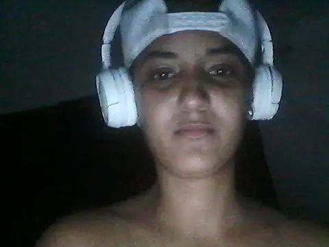 Camilita2112 online show from January 12, 4:39 am