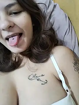 Snapshot of carazinho2128 chatting on June 23, 9:13 pm carazinho2128 online show from June 23, 9:13 pm