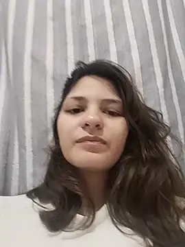 Snapshot of carazinho2128 chatting on June 27, 7:02 am carazinho2128 online show from June 27, 7:02 am