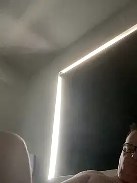 watchmecumonu online show from January 13, 2:28 am