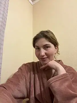 Snapshot of _Crystal_2 chatting on January 31, 9:24 pm Crystal 2 online show from January 31, 9:24 pm