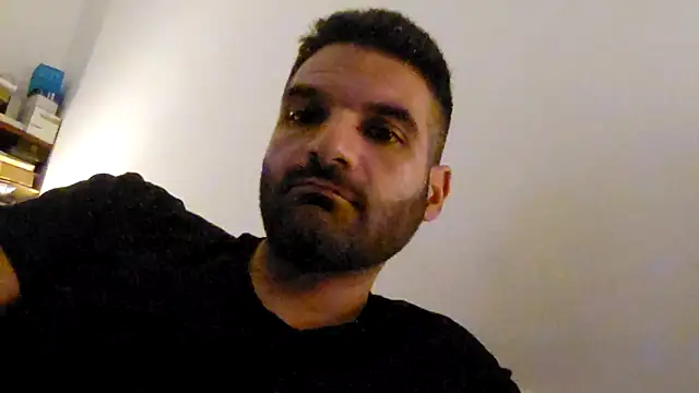 Snapshot of marios87xxl chatting on March 13, 7:42 pm marios87xxl online show from March 13, 7:42 pm