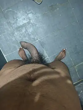 Snapshot of Younger_4u chatting on July 21, 3:25 pm Younger 4u online show from July 21, 3:25 pm