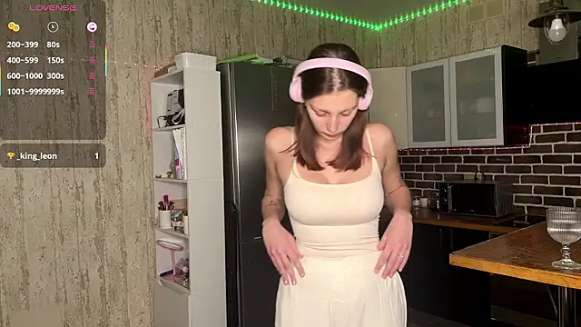 ChrisAmott online show from February 12, 4:02 pm