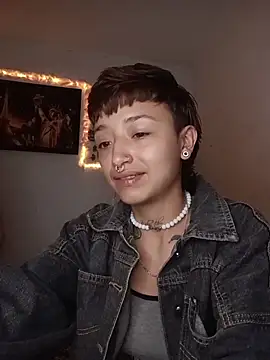 AlexxaAndRileyy online show from February 11, 4:34 pm