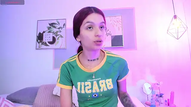 april jones05 online show from March 27, 1:00 pm