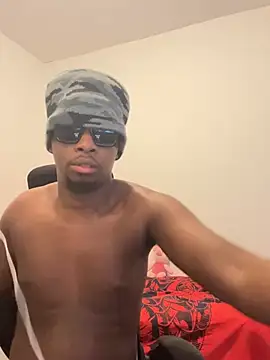 Snapshot of taken_king_23 chatting on January 13, 11:26 am taken king 23 online show from January 13, 11:26 am