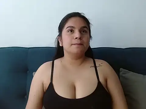 Snapshot of maite_saens1 chatting on May 6, 7:08 pm maite saens1 online show from May 6, 7:08 pm