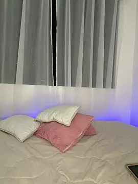 Mia arabs online show from March 27, 12:38 am