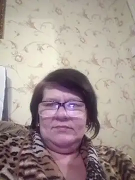 NysiOlsen online show from February 9, 5:50 pm