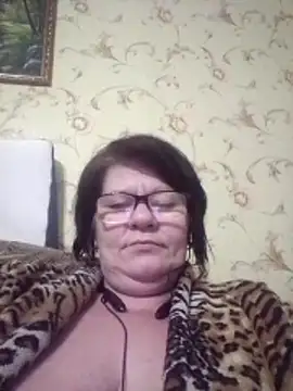 NysiOlsen online show from February 18, 11:11 pm