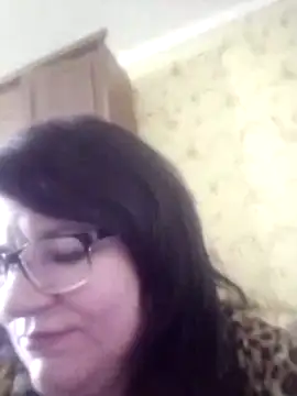 NysiOlsen online show from April 5, 10:01 am