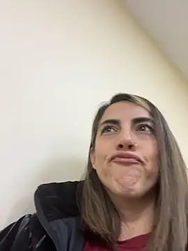 Snapshot of Paulinaa_bella chatting on February 24, 11:25 pm Paulinaa bella online show from February 24, 11:25 pm