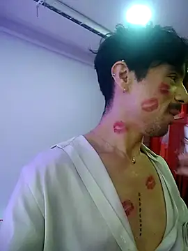 Ethan Briggs  online show from February 9, 5:06 pm