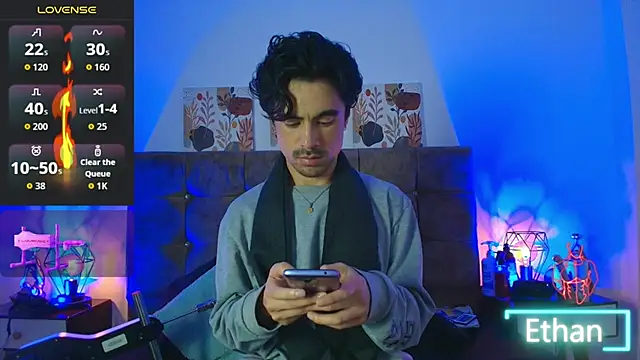 Ethan Briggs  online show from May 30, 3:36 am