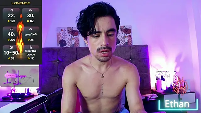 Ethan Briggs  online show from June 4, 3:45 am
