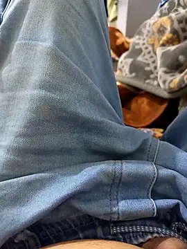 Snapshot of Rone9936 chatting on February 8, 5:44 am Rone9936 online show from February 8, 5:44 am