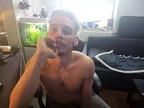 Rayzel White online show from January 13, 12:21 pm