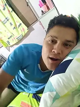 Lion-y-katy online show from January 13, 2:39 am