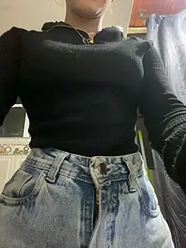 ivy-777 online show from March 30, 1:39 am