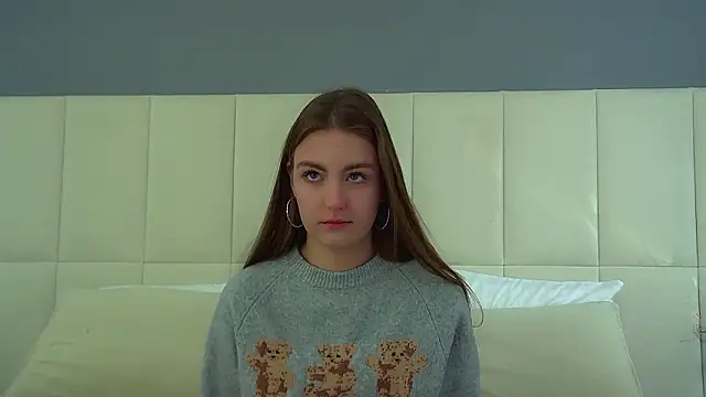 SofiaSarvain online show from February 4, 6:30 am