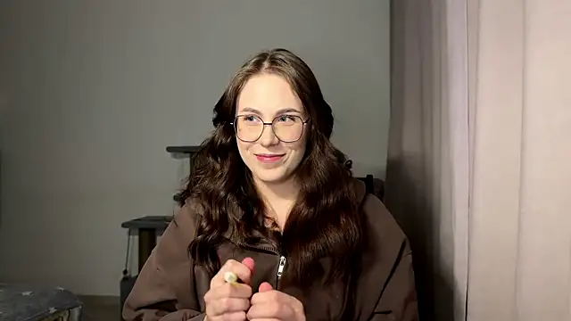 Snapshot of JanelleCourville chatting on February 17, 4:13 pm JanelleCourville online show from February 17, 4:13 pm