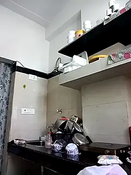 Your-Sasha7 online show from April 12, 5:56 am