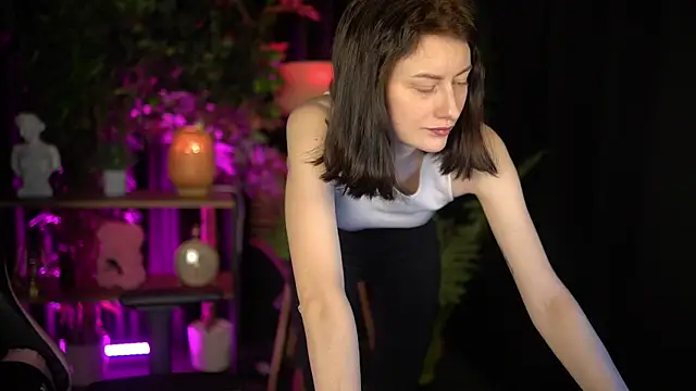 baby luna xo online show from January 16, 7:34 am