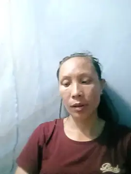 Snapshot of Diana-02 chatting on May 25, 4:51 am Diana-02 online show from May 25, 4:51 am