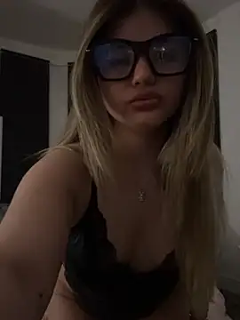 LilaMason online show from April 4, 10:07 pm