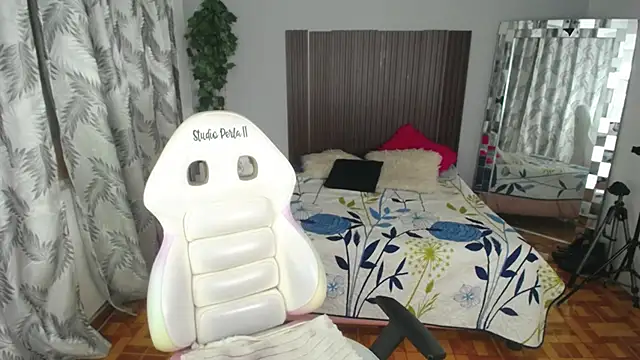 keileen luna online show from May 23, 12:42 pm