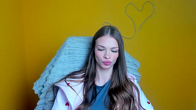 Lina Loveuu online show from March 26, 12:44 pm