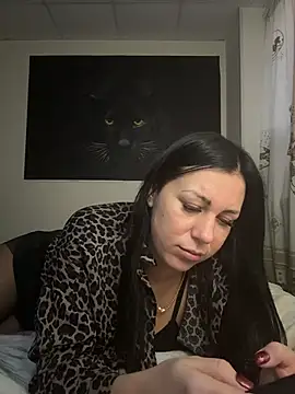 Snapshot of _Mila_Love chatting on February 3, 11:15 am Mila Love online show from February 3, 11:15 am