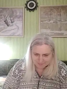 NyushaLollipop online show from April 17, 4:10 pm