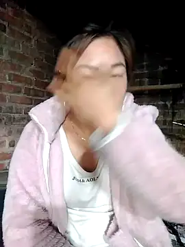 out-lustt online show from February 23, 1:36 am